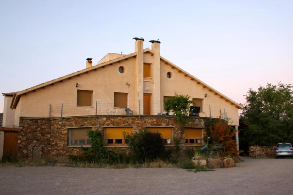 Allucant - Gallocanta, hotel in Gallocanta