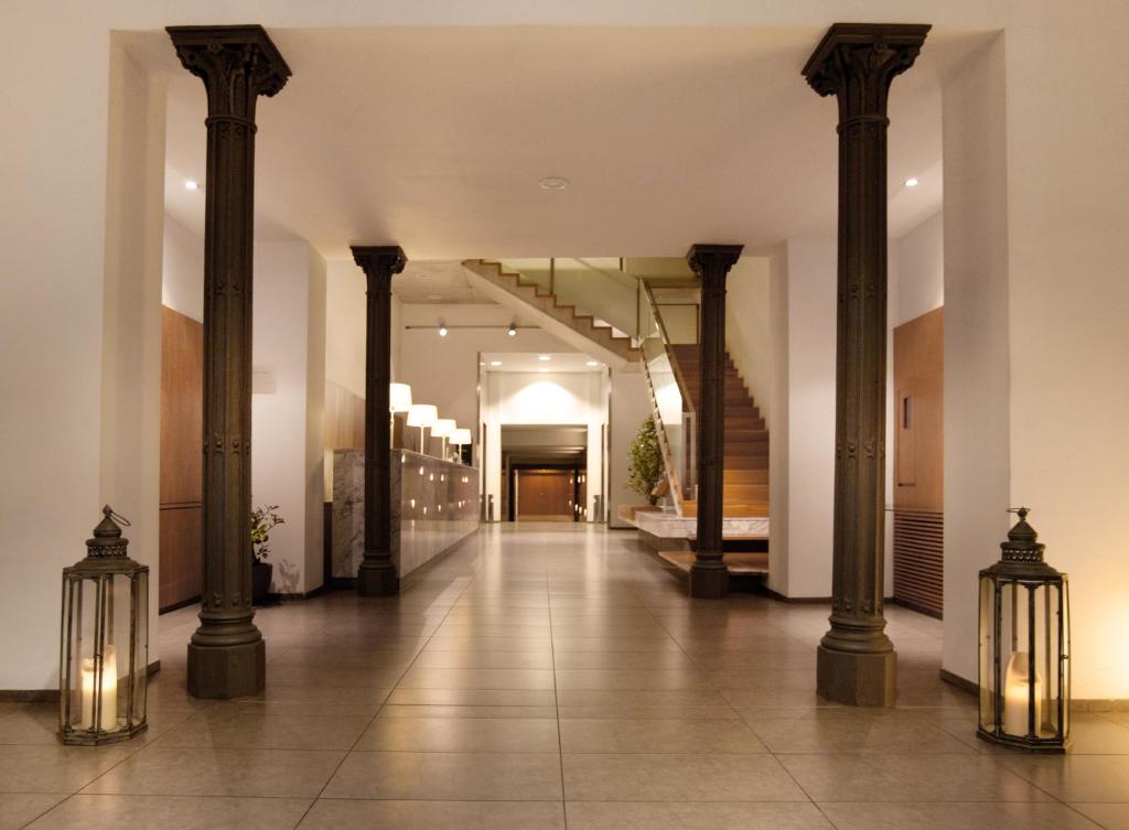 Hotel Onix Rambla — Hotel building in Barcelona, Catalonia