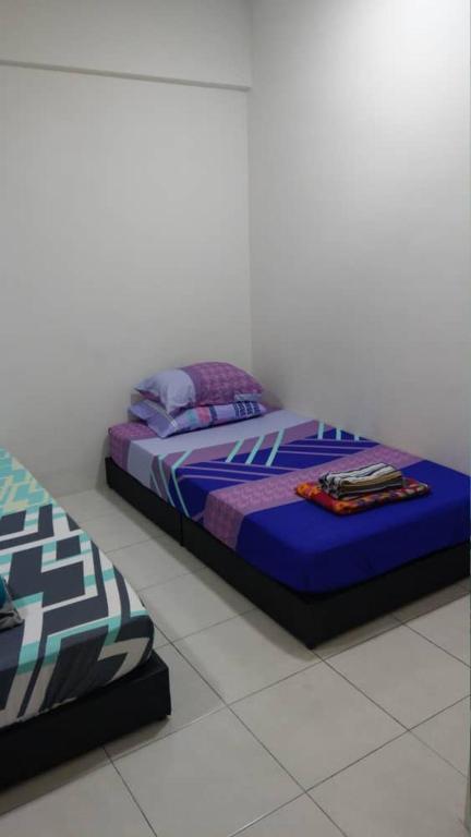 Spacious & Cozy Condo - Hijauan Heights Block C photo