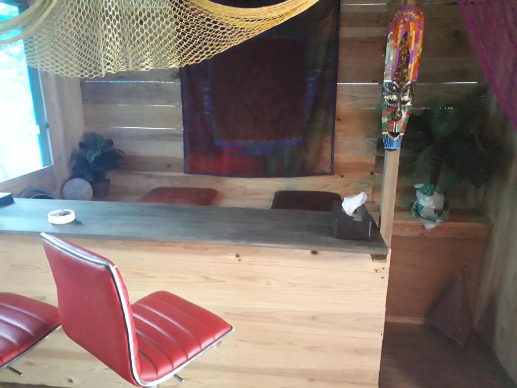 Shared lounge/TV area