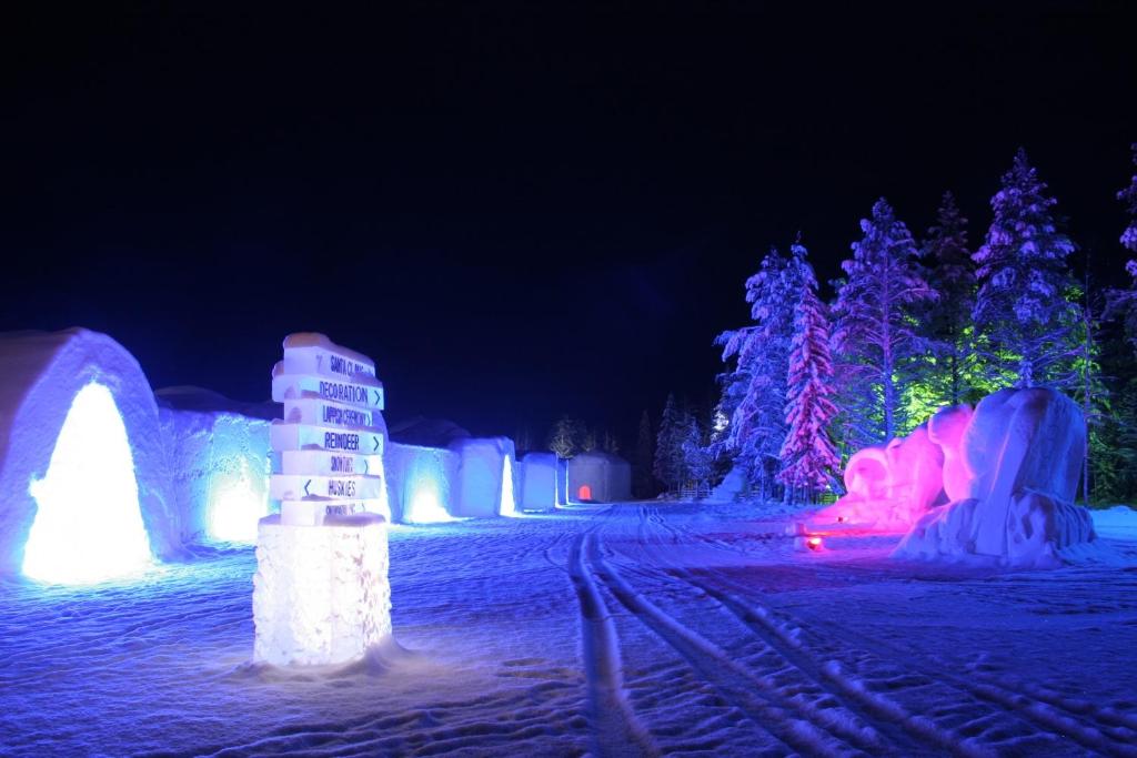 Lapland Hotels SnowVillage photo