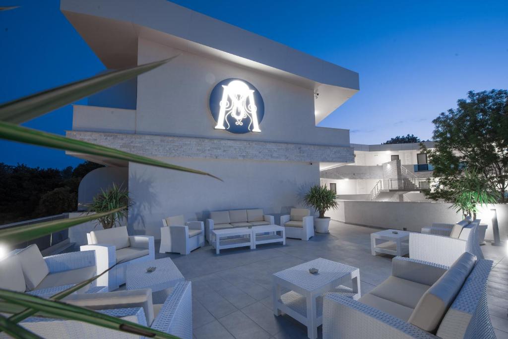 Hotel Meduza Estival photo