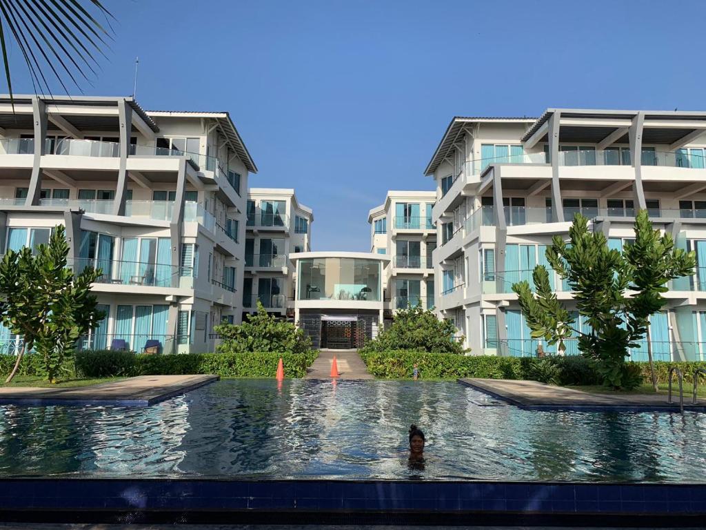 123 Ocean Front Condo, Nilaveli