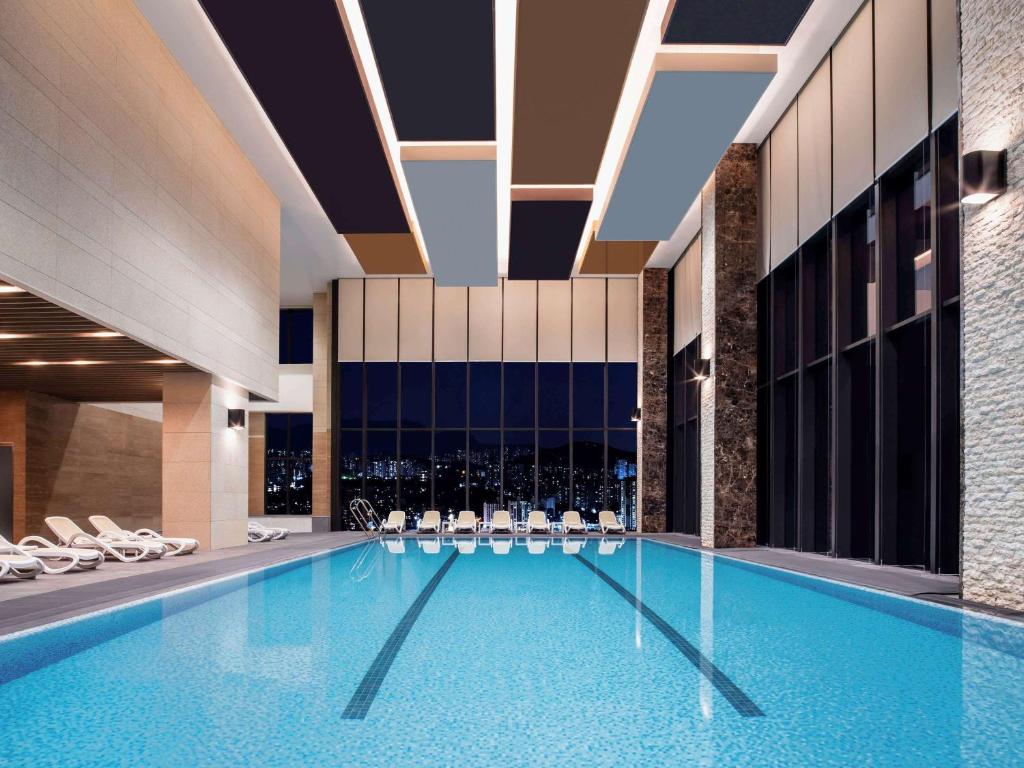 https://q-xx.bstatic.com/xdata/images/hotel/max1024x768/211739081.jpg?k=cacf11bc0bd5793b03ec0dbd078b67d272b094b9b982001919ccac9cd16c0f1e&o=
