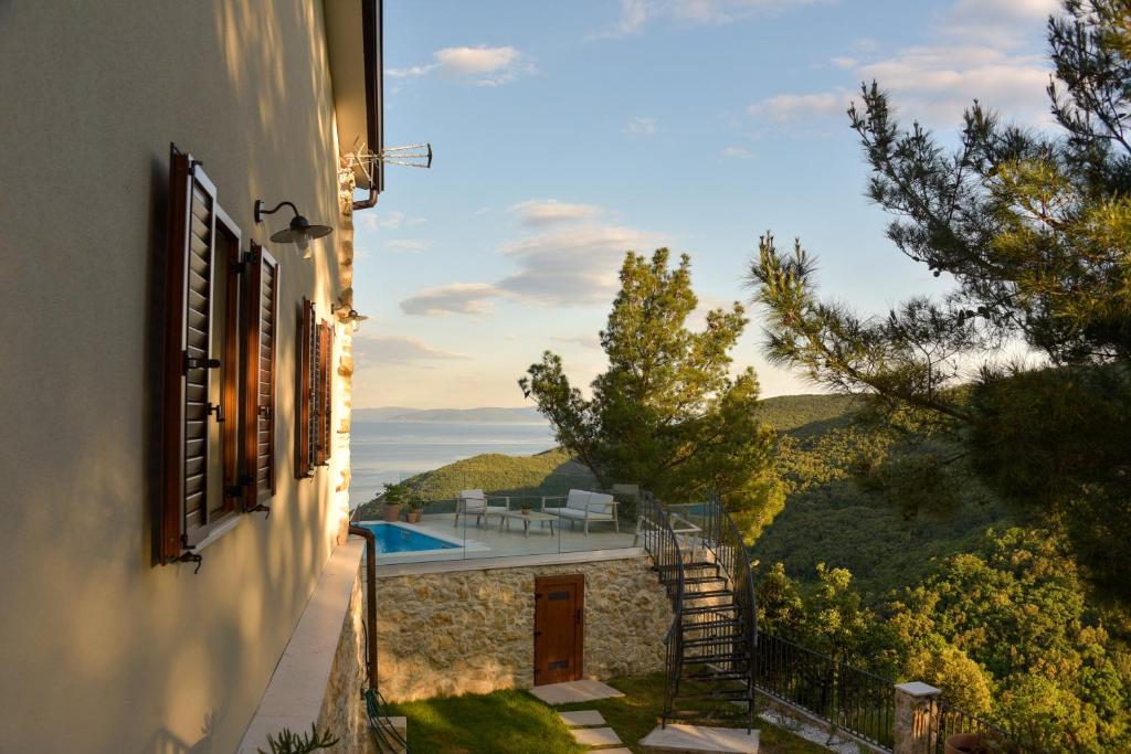 Villa Bogijeva photo
