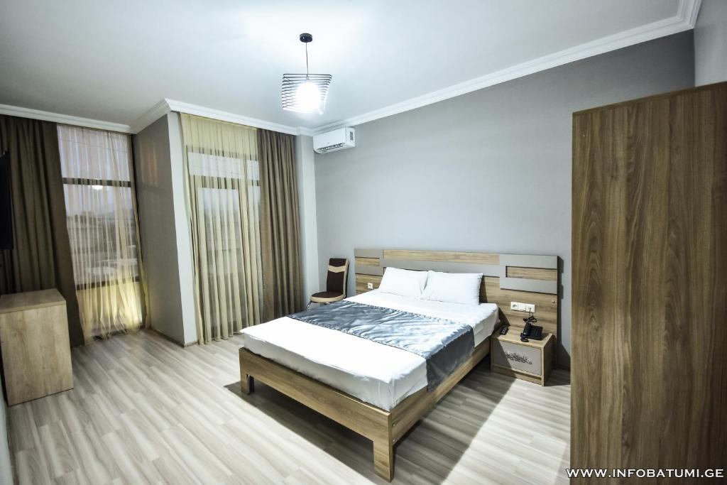 Hotel Wave photo