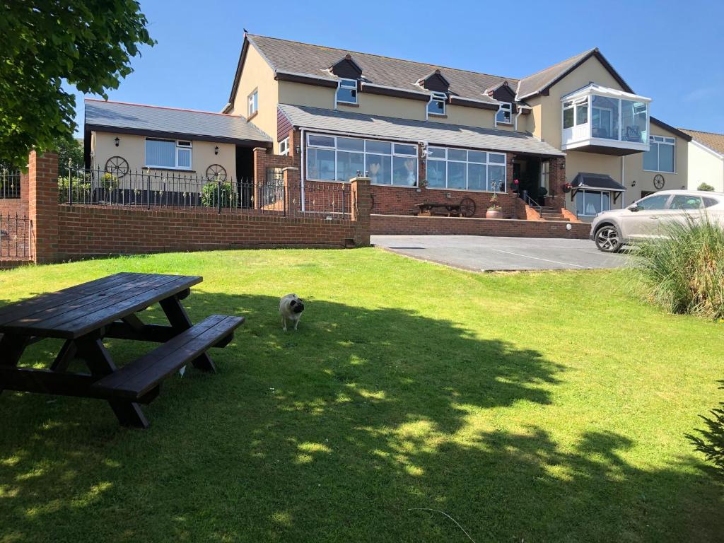 Lakeland Guest House photo