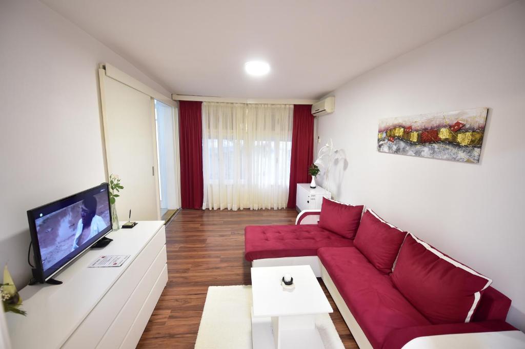 Gardos house above Danube — Hotel in Belgrade