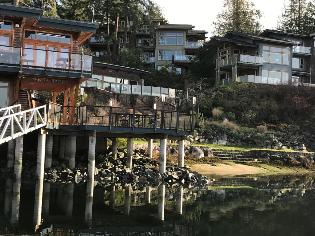 Painted Boat Resort Spa and Marina photo