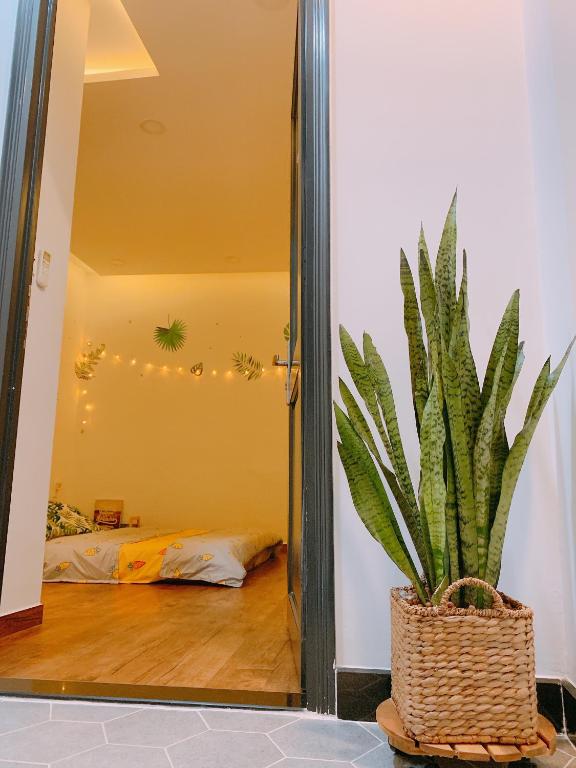 Cozy Private Home @ HCM D.5