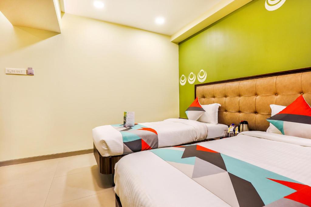 FabHotel Landmark Residency photo