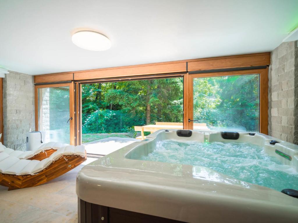 Chalet Lic by Interhome 전경