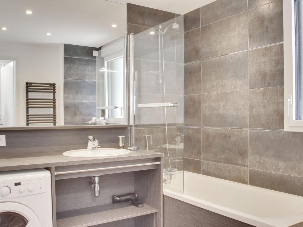 Apartment Domaine d'Augustin Apt B01 by Interhome - 5