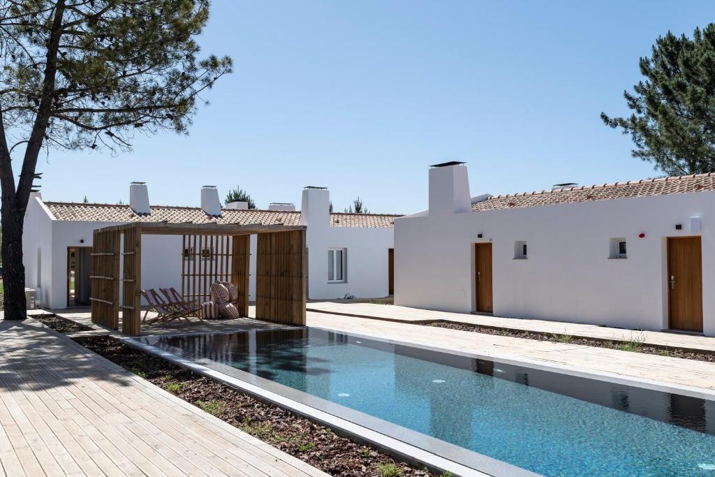 Craveiral Farmhouse by Belong Staying & Feeling photo