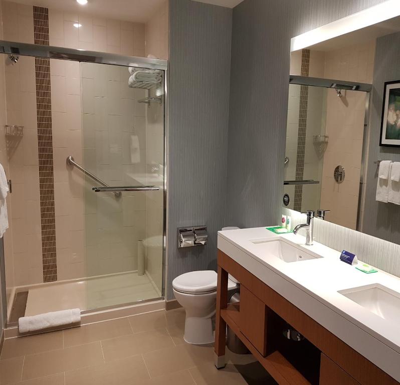 Hyatt Place Calgary Airport photo