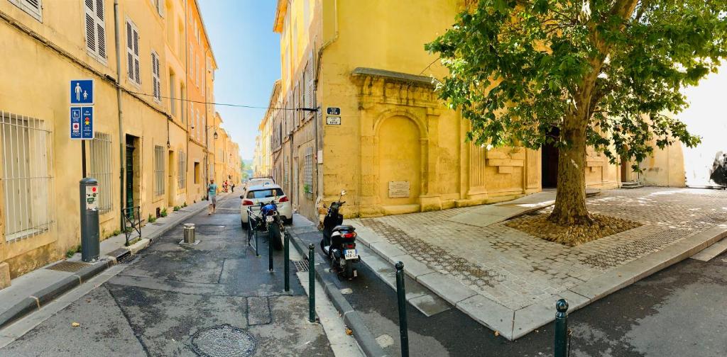 Cassis Studio photo
