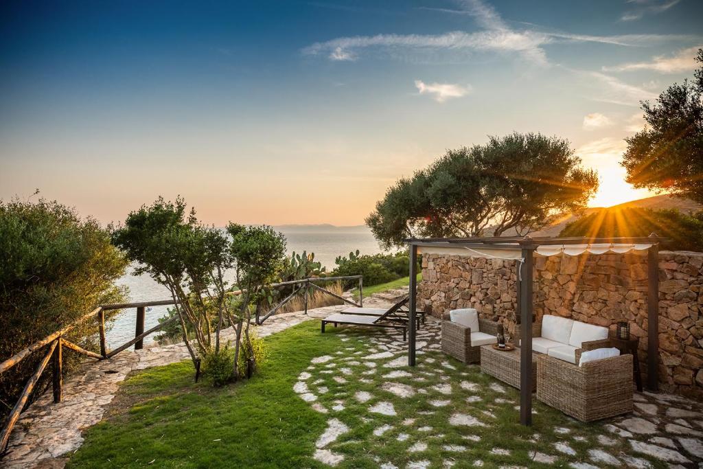 Angolo di paradiso sul mare photo