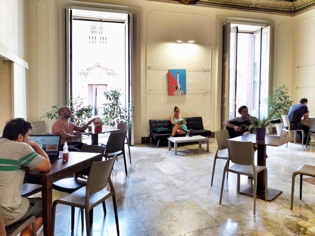 Shared lounge/TV area