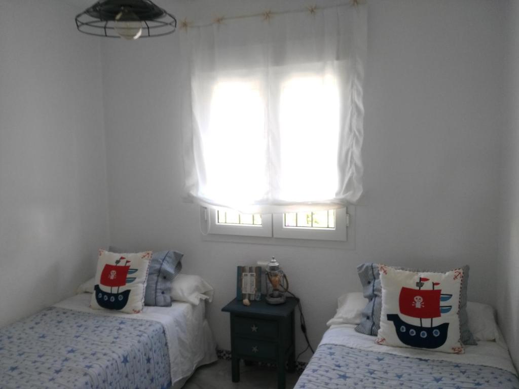 Precioso apartamento en primera línea de playa de la Barrosa - 3