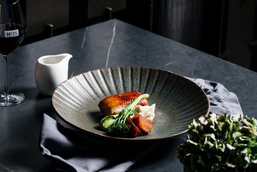 อาหารและเครื่องดื่ม