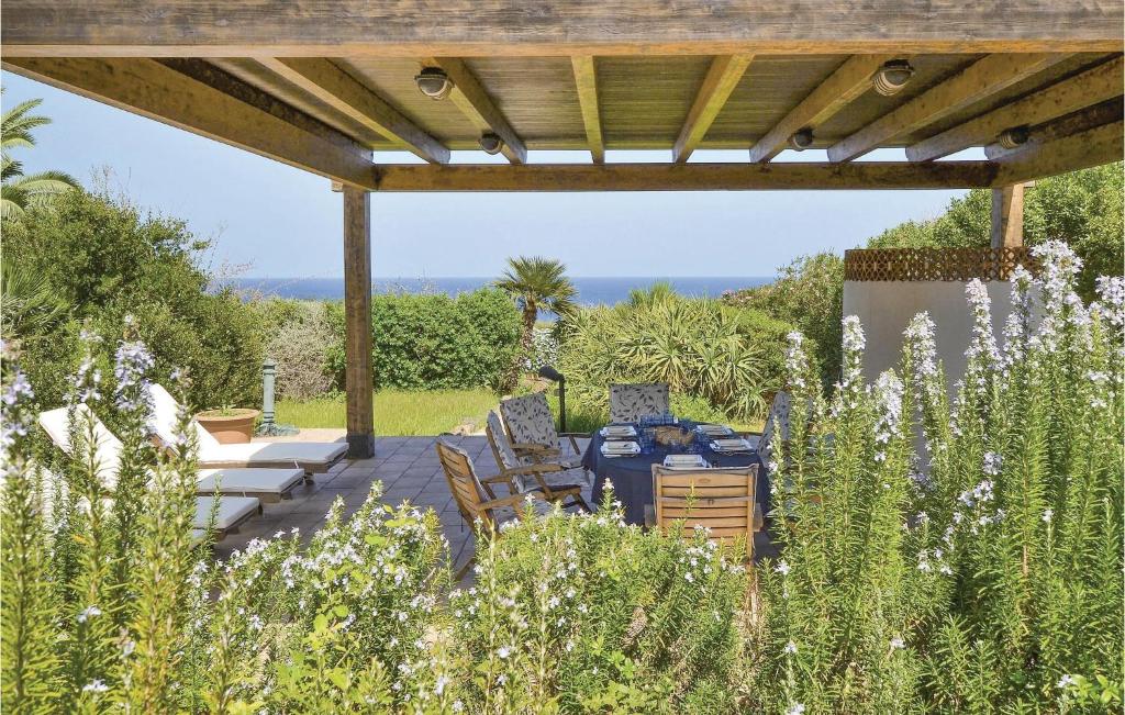 Villa Faraglioni — Hotel in Ustica