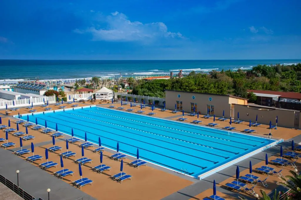 Grand Hotel Continental, hotel in Tirrenia