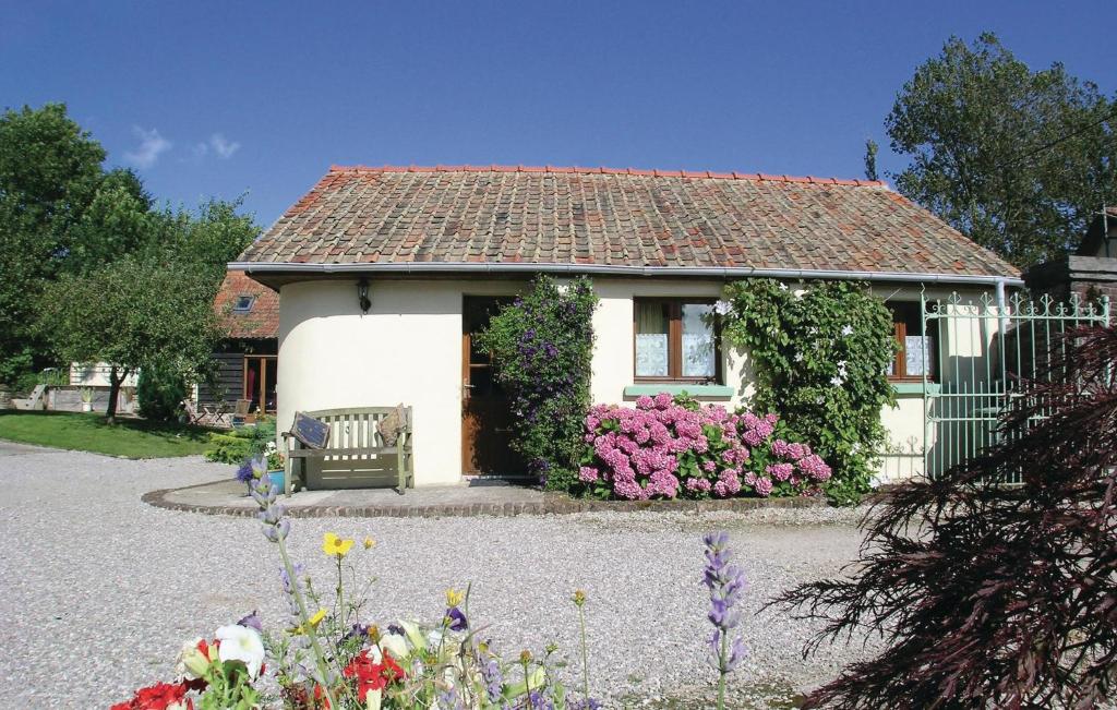Holiday home Ergny IJ-1059