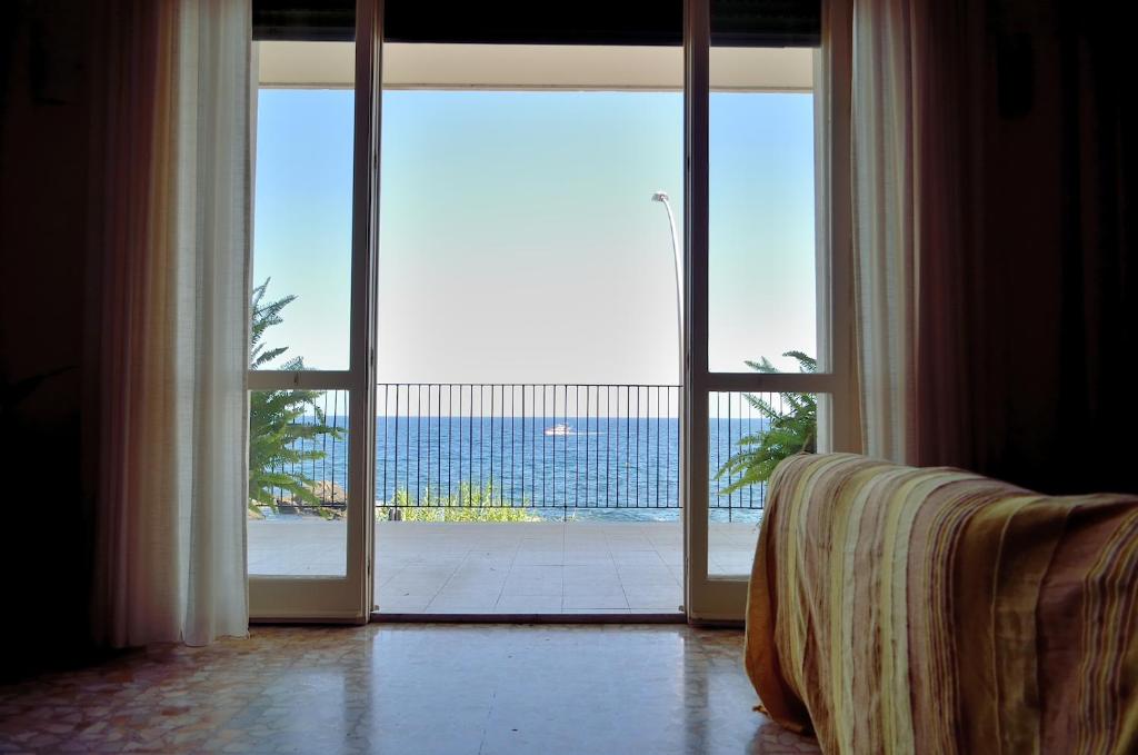 La Terrazza dei Ciclopi - 1