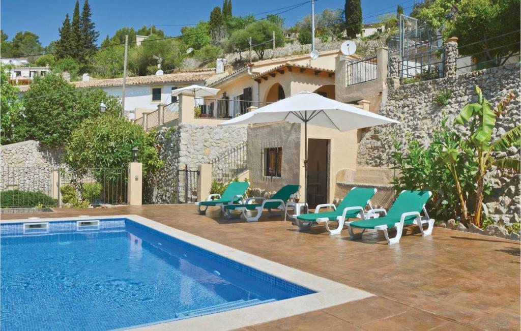 Beautiful Home In Galilea With 3 Bedrooms, Wifi And Outdoor Swimming Pool
