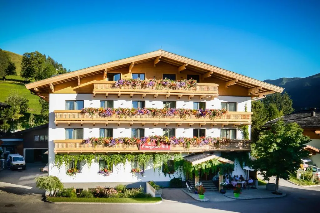 Pension Pinzgauer Hof, hotel in Maria Alm am Steinernen Meer