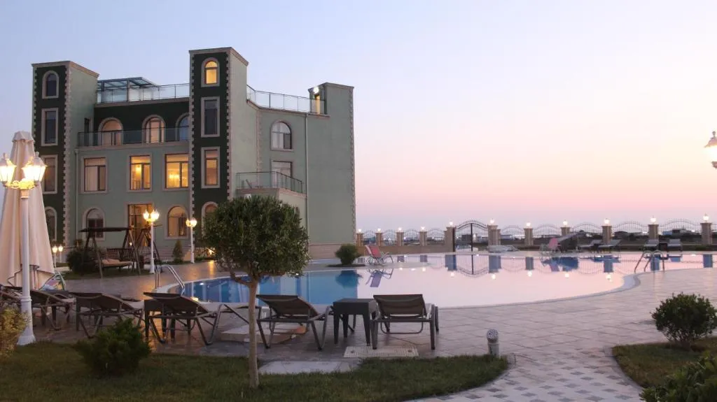 Khazar Inji, hotel in Baku