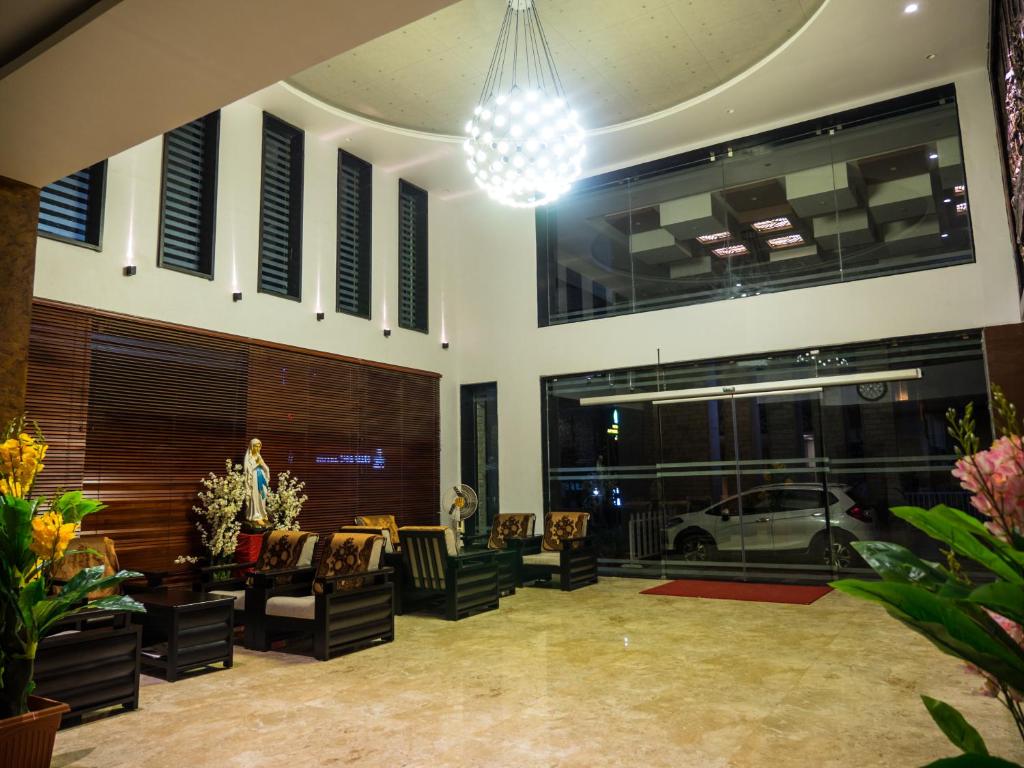 Hotel Mary Land Velankanni photo