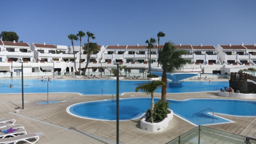 Tenerife with impressive pool 315 - 5