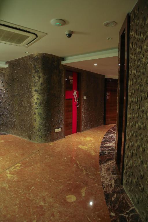 Bizz The Hotel photo