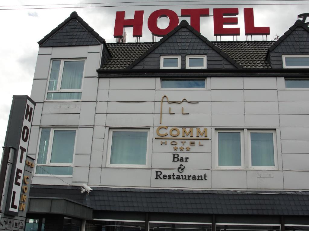 Comm Hotel Poznan Airport photo