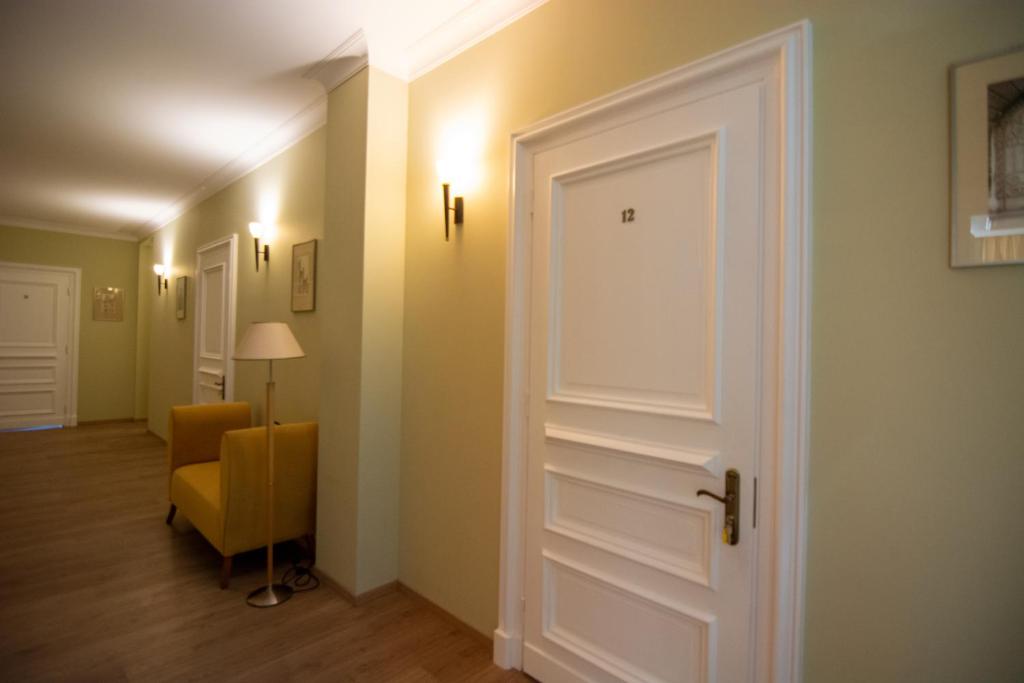 Brass Suites photo