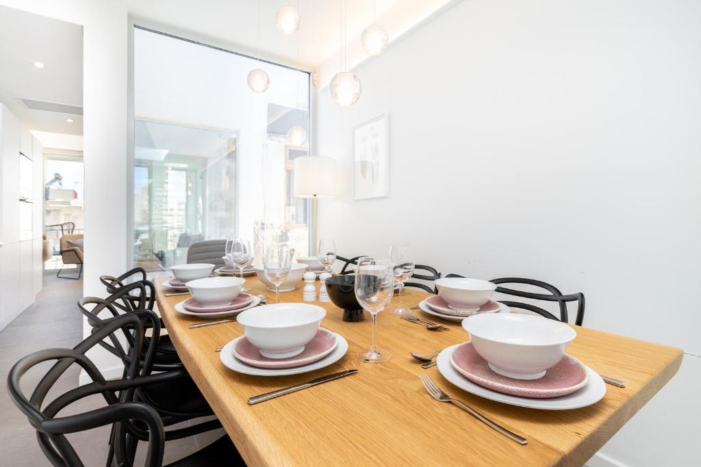 Amazing Art Deco Villa 150m to sea with Daily Housekeeping 전경