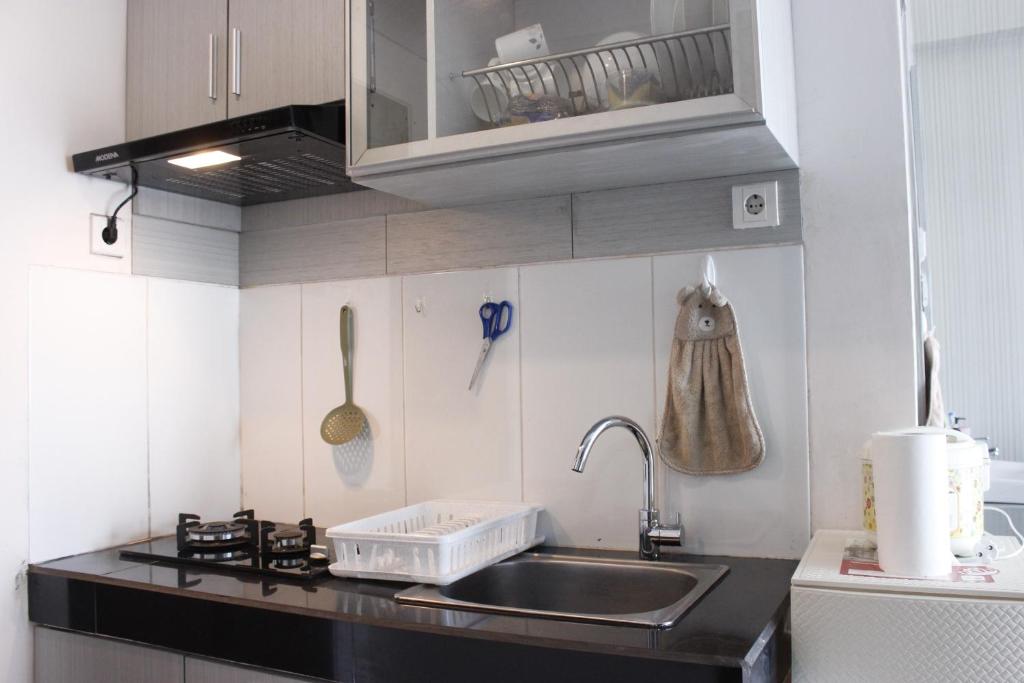 Stylish 2BR Gateway Pasteur Apartment By Travelio