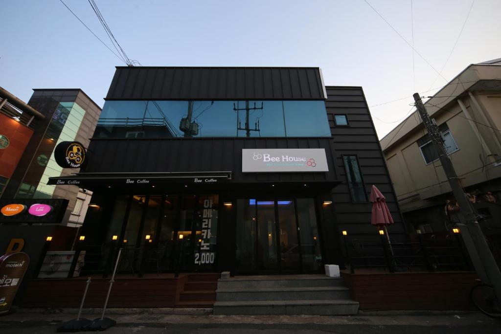 Bee House Gyeongju photo
