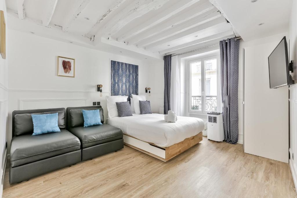 93 - Luxury Flat in Le Marais — Hotel in Paris
