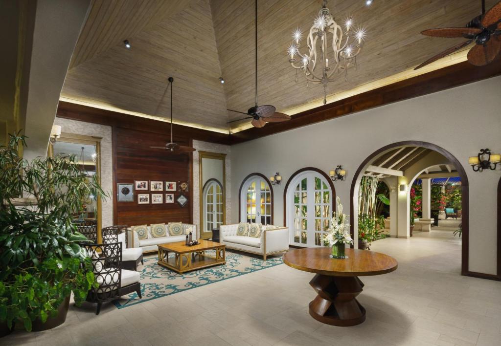 Lobby, Spice Island Beach Resort in St Georges