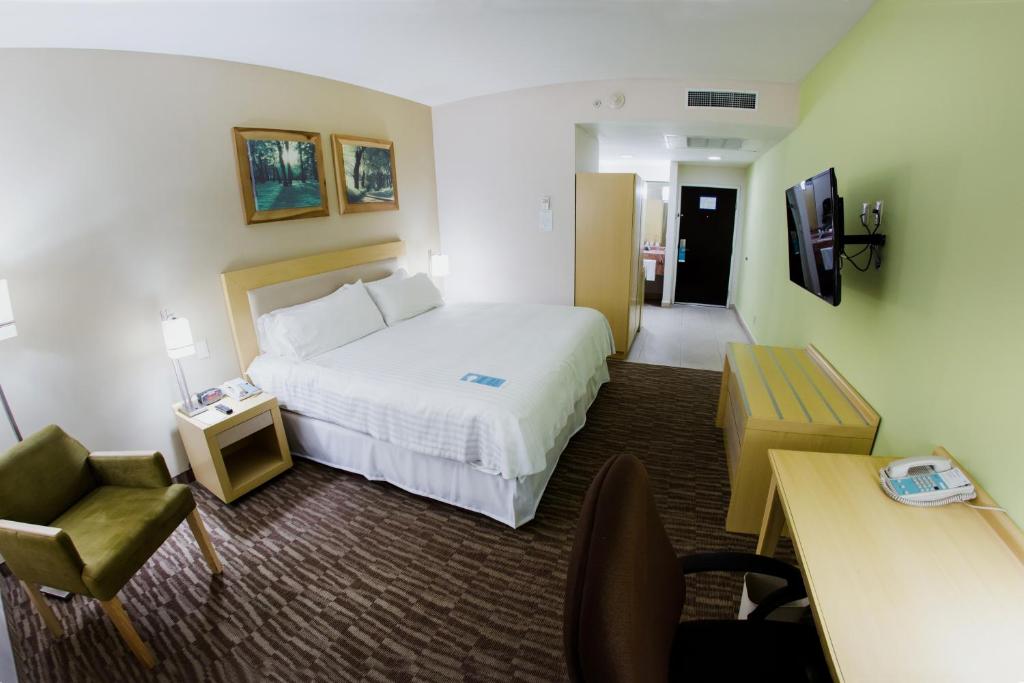 Photo 6 of Excellence Express & Suites