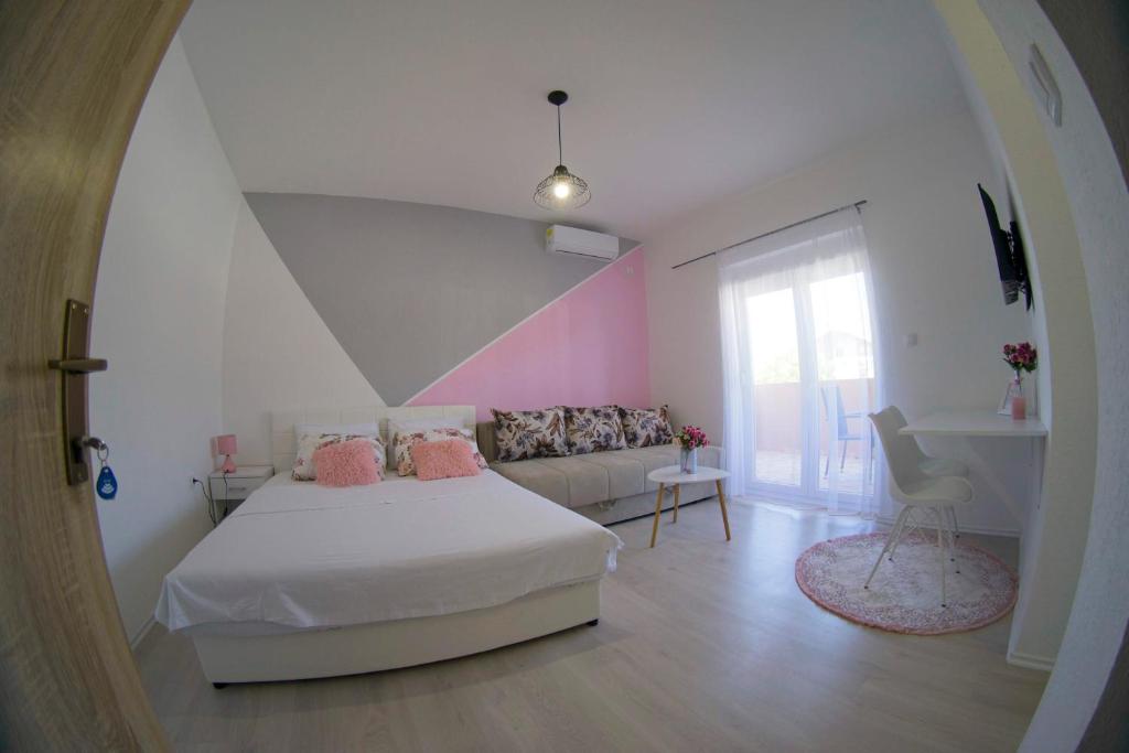 Apartmani OGI 1 - 2