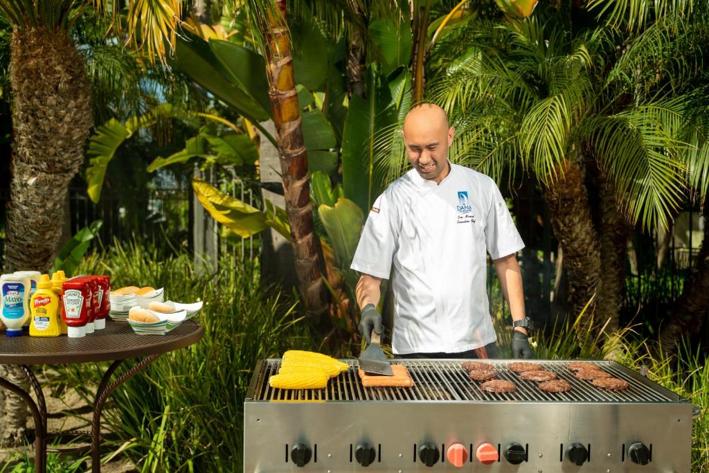 The Dana On Mission Bay Photo 17