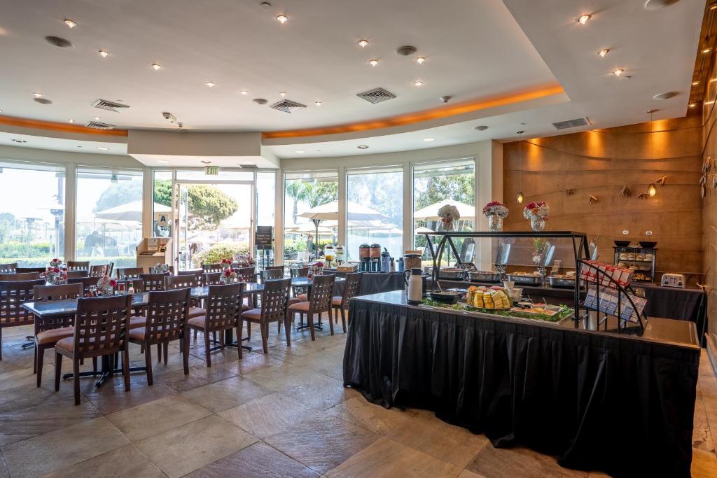 The Dana On Mission Bay Photo 40