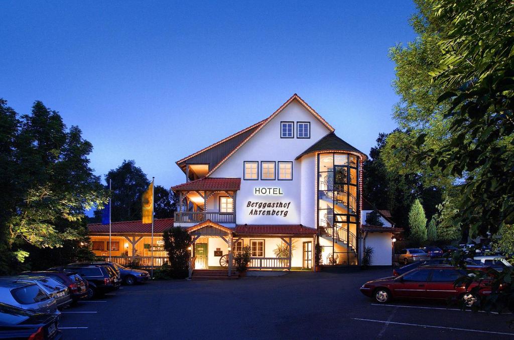 Romantik Hotel Ahrenberg - Bad Sooden-Allendorf - book your hotel with
