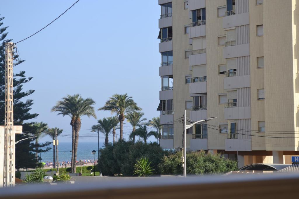 Apartamentos Lunamar - 2
