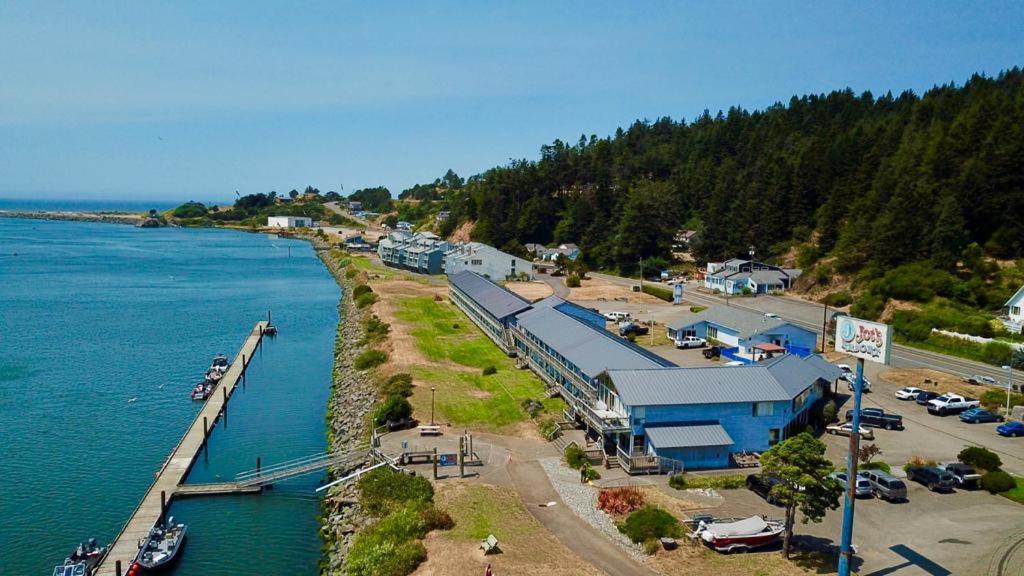 Jot's Resort — Hotel in Gold Beach (OR)