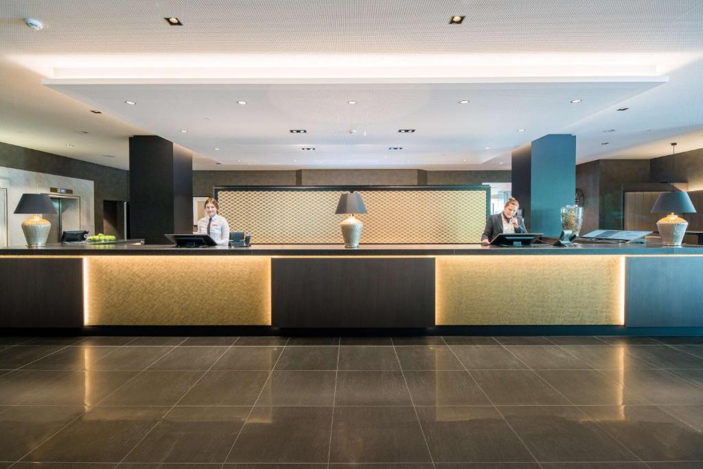 Best Western Premier Central Hotel Leonhard photo