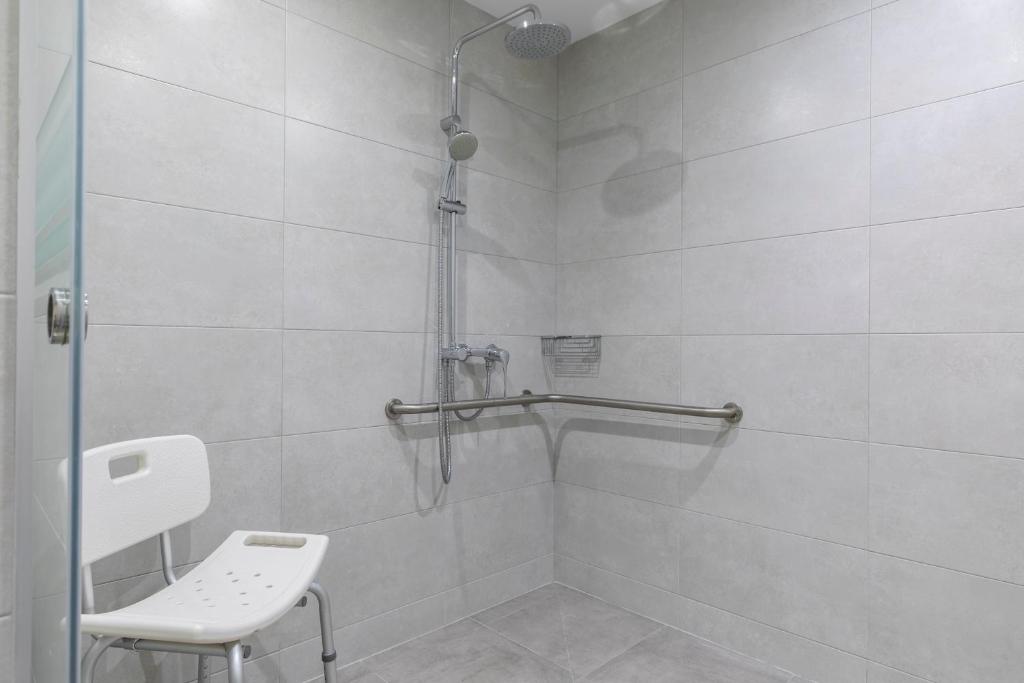 BMA by Forever Rentals photo